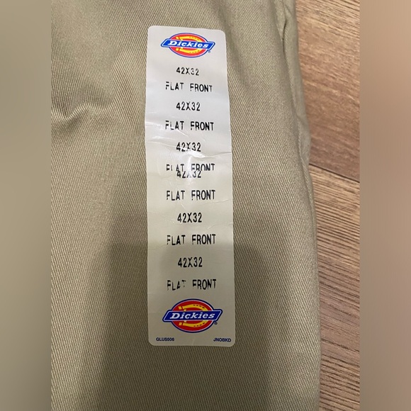 NWT DICKIES Men's Tan work Pants 42/32 - Picture 3 of 6
